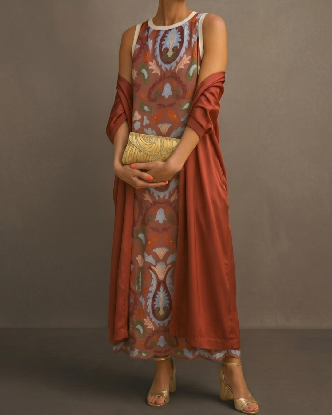 Daniela - Langes Kleid mit passendem Gilet